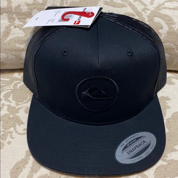Quicksilver SnapBack Hat - Picture 1 of 5